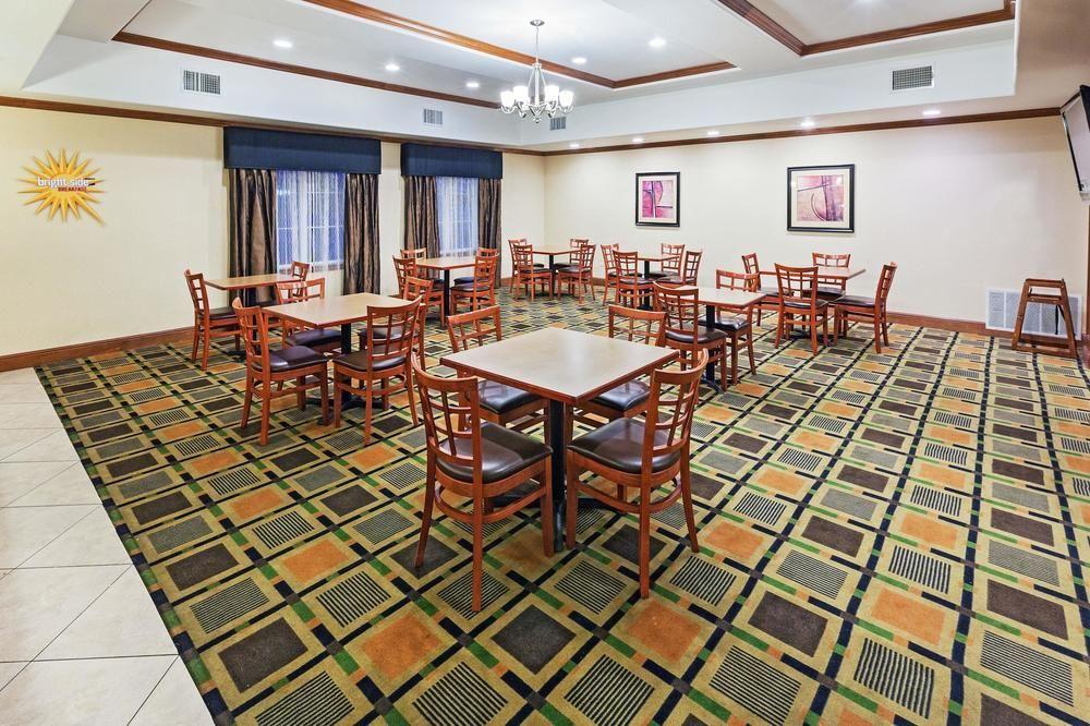 La Quinta By Wyndham Sulphur Springs Exterior photo